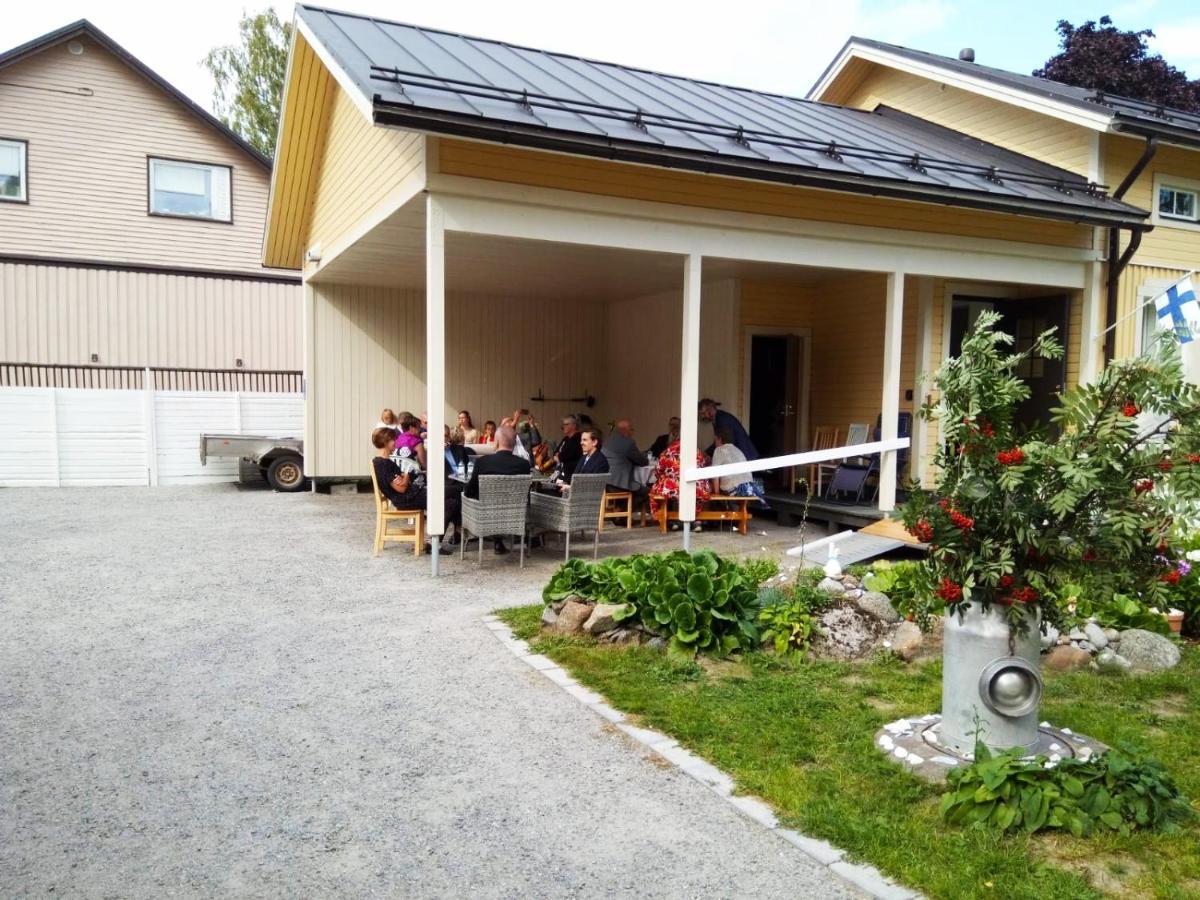 Firsthome Guesthouse Jakobstad Exterior foto