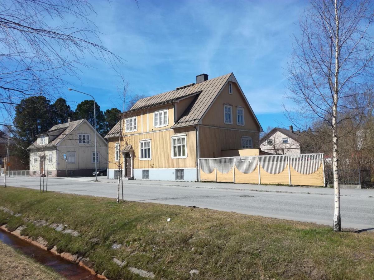 Firsthome Guesthouse Jakobstad Exterior foto