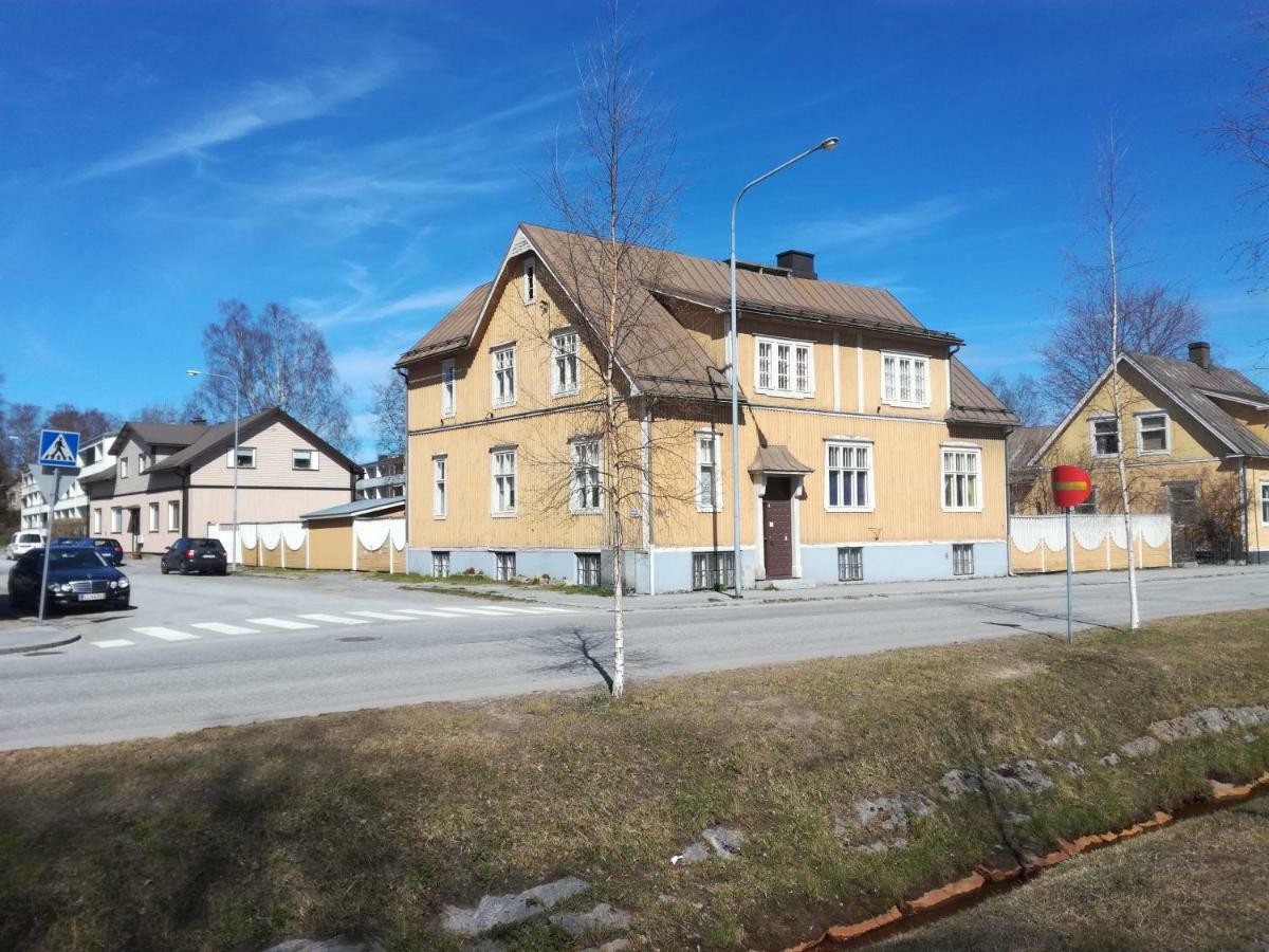 Firsthome Guesthouse Jakobstad Exterior foto